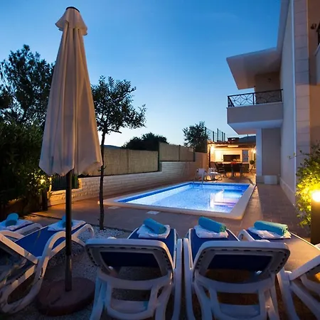 Sasso Apartman *